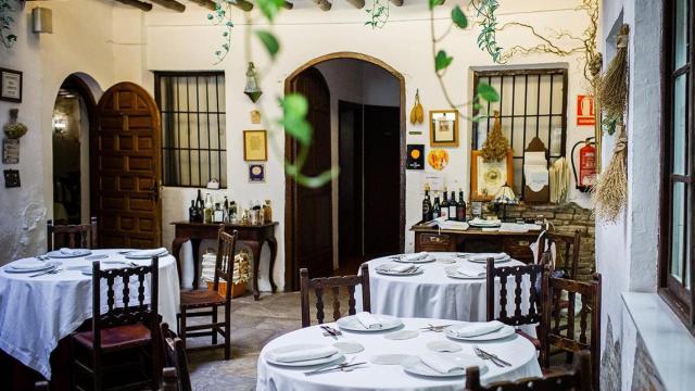 En este restaurante de Antequera se guisa como hace siglos, pero se come como en casa