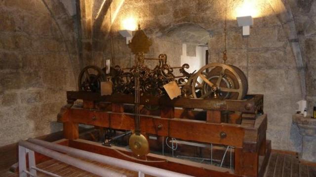 Maquinaria del reloj que se encuentra en una emblemática torre toledana.