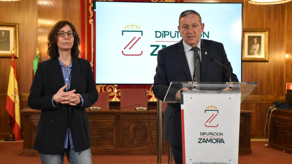El presidente de la Diputación de Zamora, Javier Faúndez; y la diputada de Emprendimiento y Fondos Europeos, Amaranta Ratón