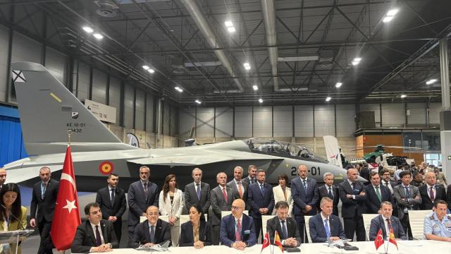 Firma del MoU por parte de TAI y la industria española