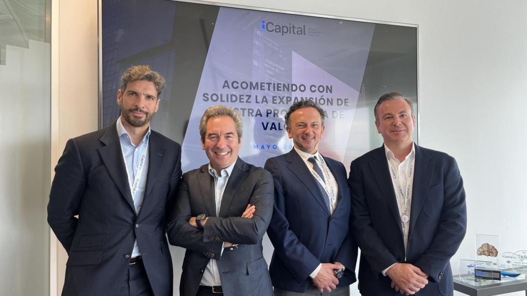De izquierda a derecha, los socios de iCapital: Miguel Ángel García Brito, Pablo Martínez-Arrarás, Guillermo Santos Aramburo y Óscar Juesas Ramada.