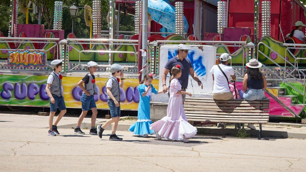 Varias personas en la Pradera de San Isidro