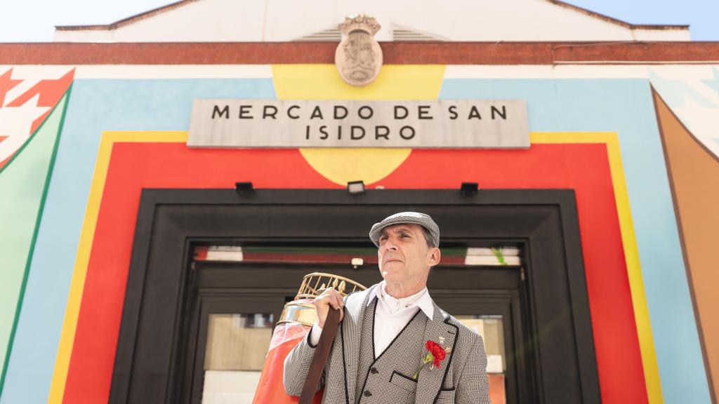 Julián Cañas en el Mercado de San Isidro.