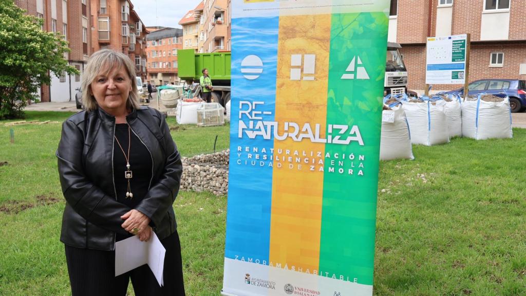 Ana Belén González, en la calle Olleros