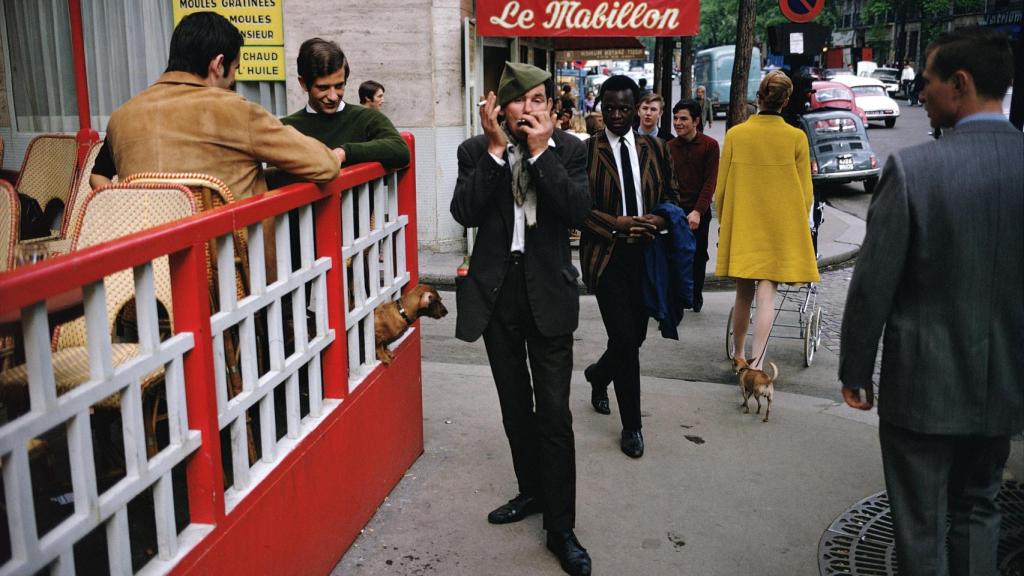 Paris, Francia, 1967. ©Joel Meyerowitz. Courtesy Howard Greenberg Gallery.