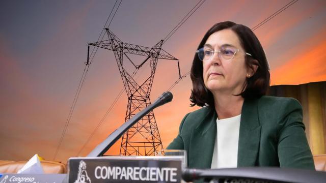 Fotomontaje de Cani Fernández, presidenta de la CNMC (Comisión Nacional de los Mercados y la Competencia) y unas redes eléctricas de alta tensión.