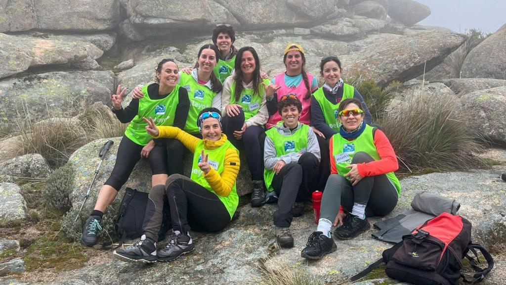 las 5 participantes del reto Pelayo Vida: Costa Rica´25 posando en una instantánea