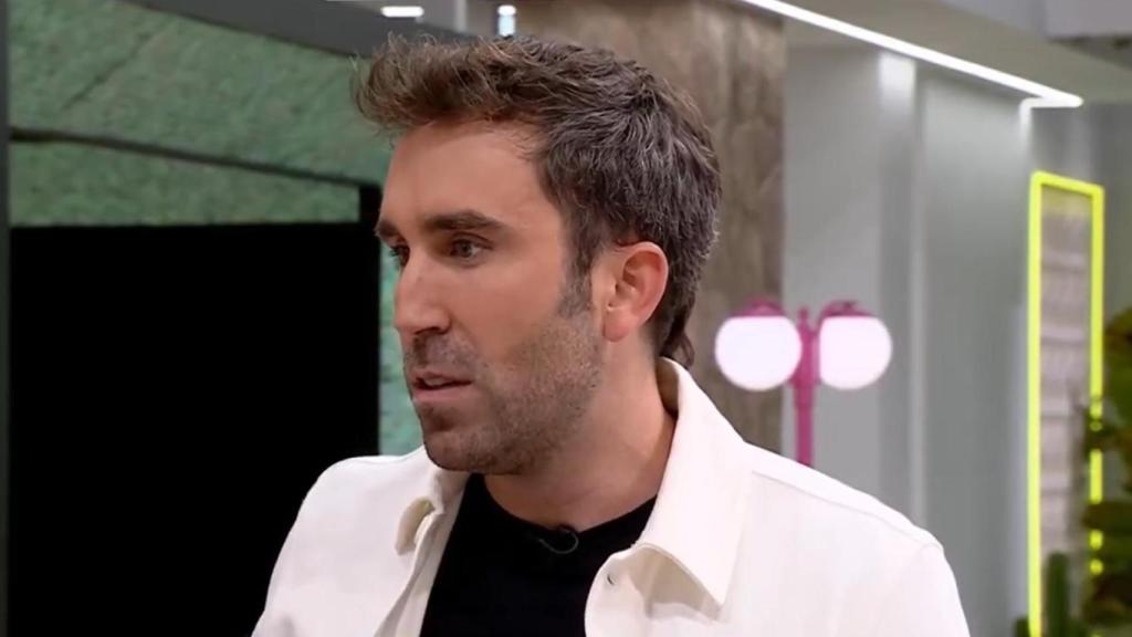 Aitor Albizua en el plató de 'La Familia de la Tele'