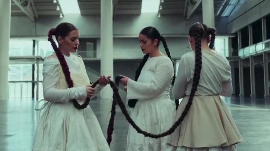 Las integrantes de Tanxugueiras se preparan para el Día das Letras Galegas