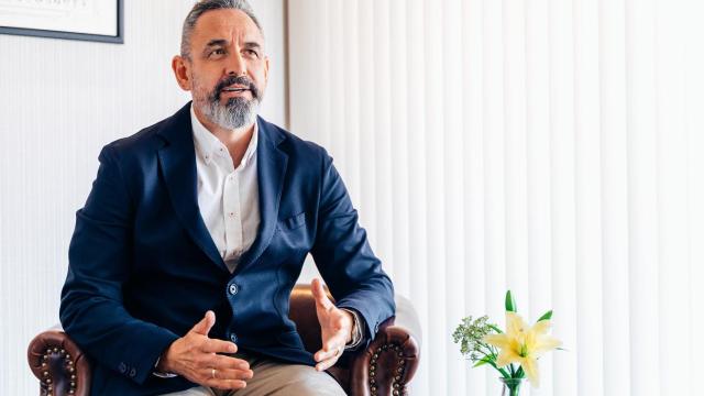 El doctor J. Ángel Gómez Pascual, jefe de Urología Quironsalud Málaga.