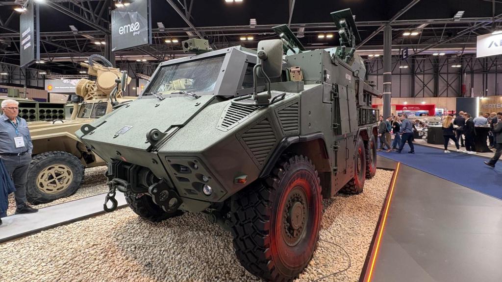 El 6x6 Ferox expuesto en FEINDEF.