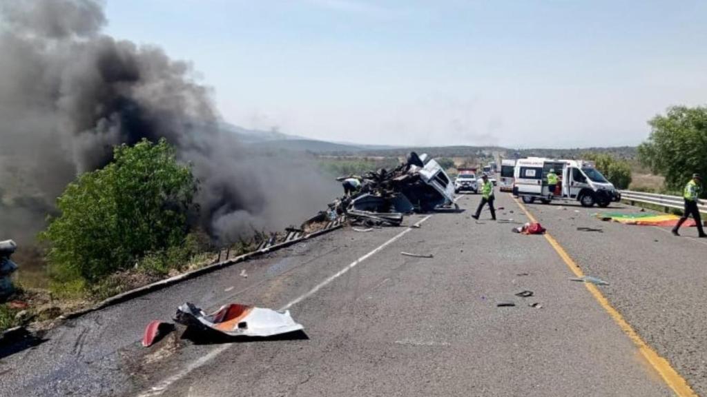 Uno de los vehículos accidentados en Puebla (México).