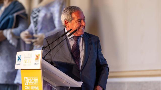 Un momento de la intervención de Ángel Nicolás en la gala de Cecam.