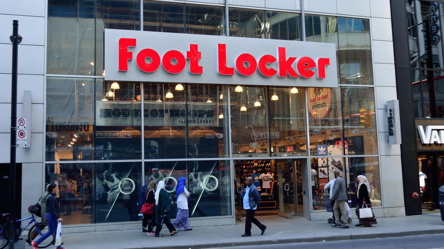 Una tienda de Foot Locker.