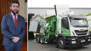 Francisco Blanco y un camión de recogida de residuos en Valladolid