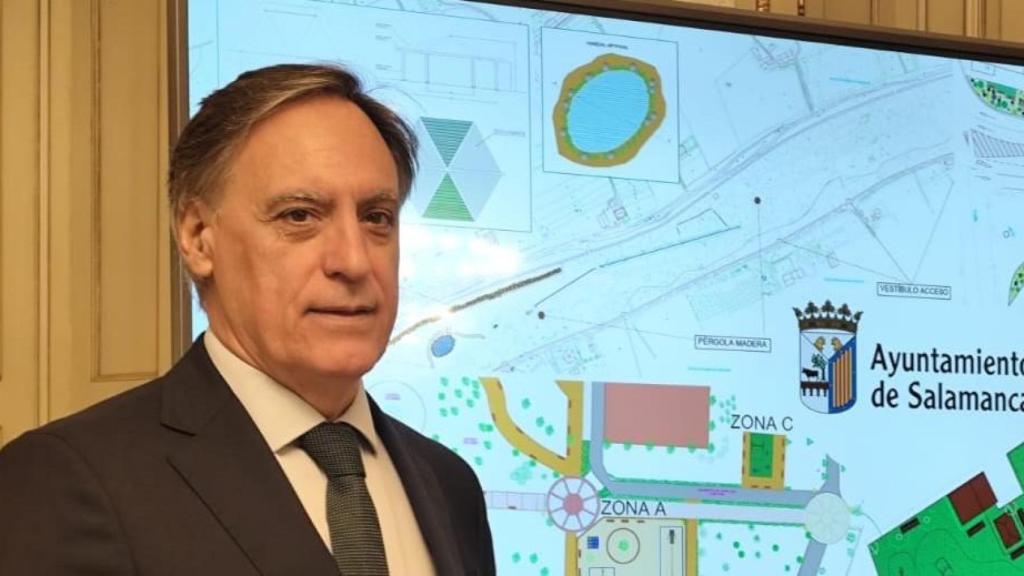 El alcalde de Salamanca, Carlos García Carbayo