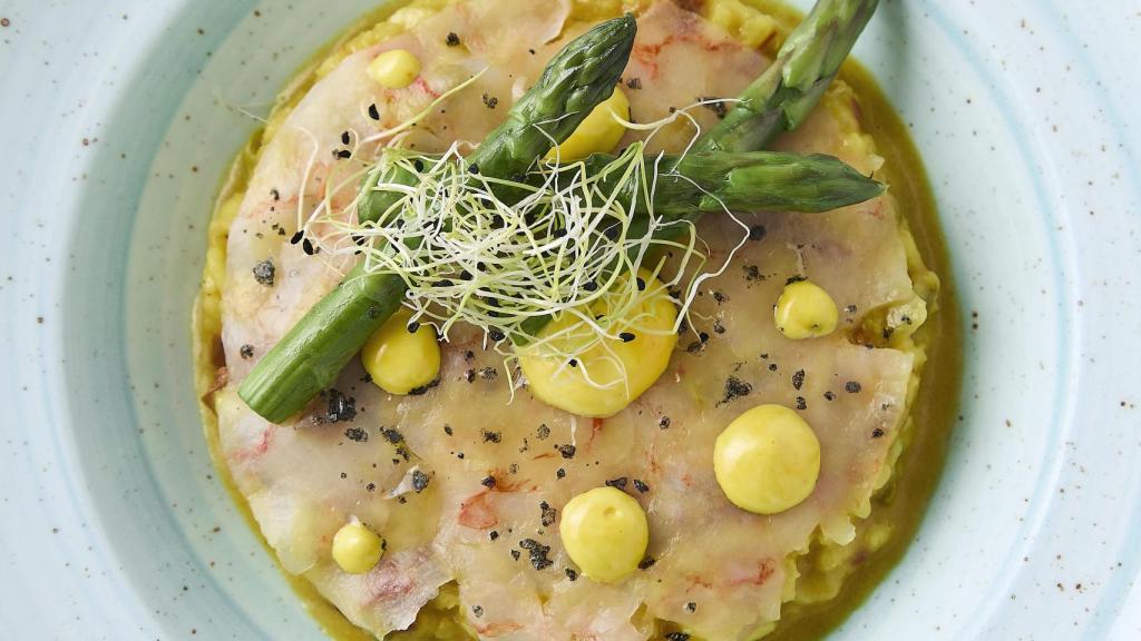 Plato de arroz meloso.