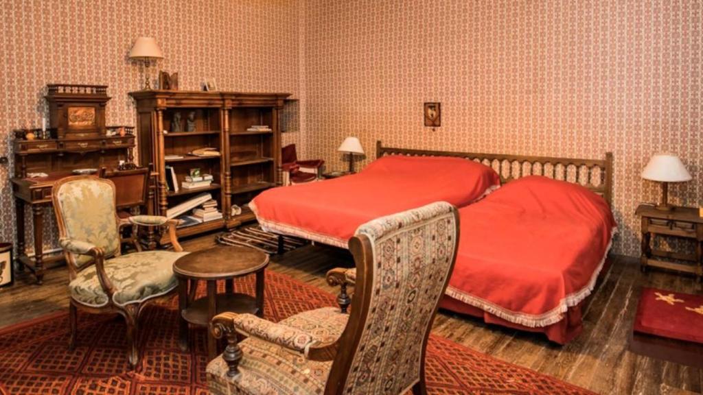 Uno de los dormitorios de la casa