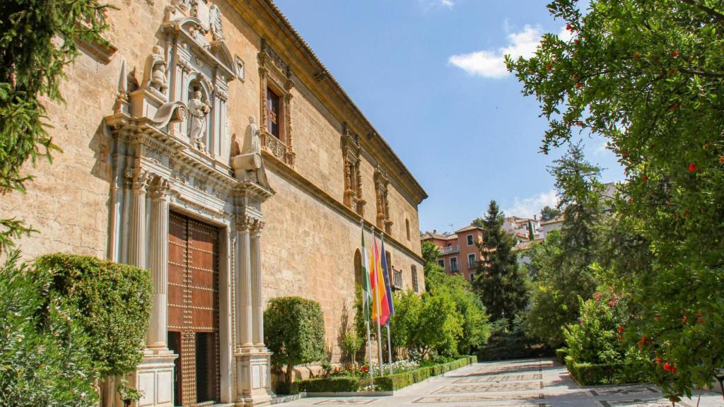 Universidad de Granada (UGR)