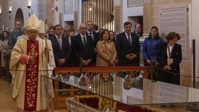El Nuncio Apostólico Monseñor Bernardito Cleopas Auza asiste a los actos de veneración de Santa Teresa de Jesús