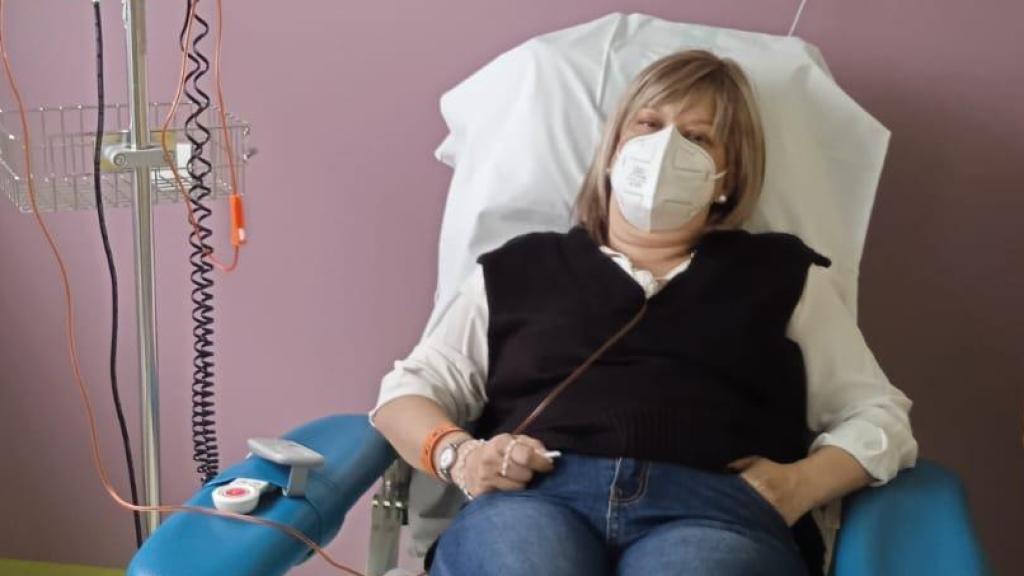 Yolanda durante una de sus sesiones de tratamiento oncológico.