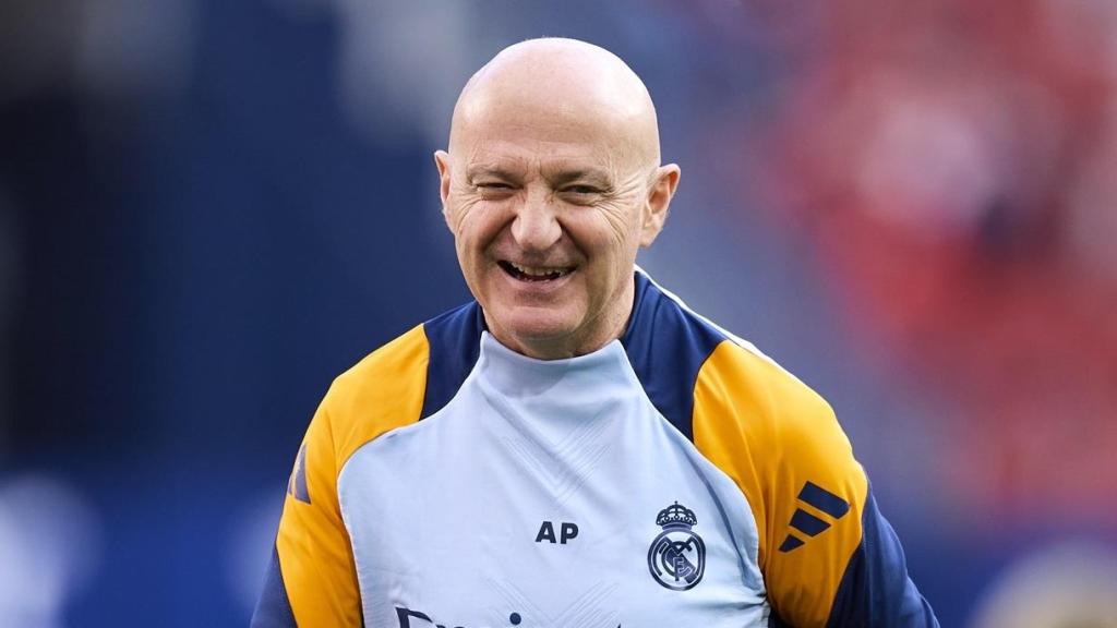 Antonio Pintus, antes de un partido del Real Madrid