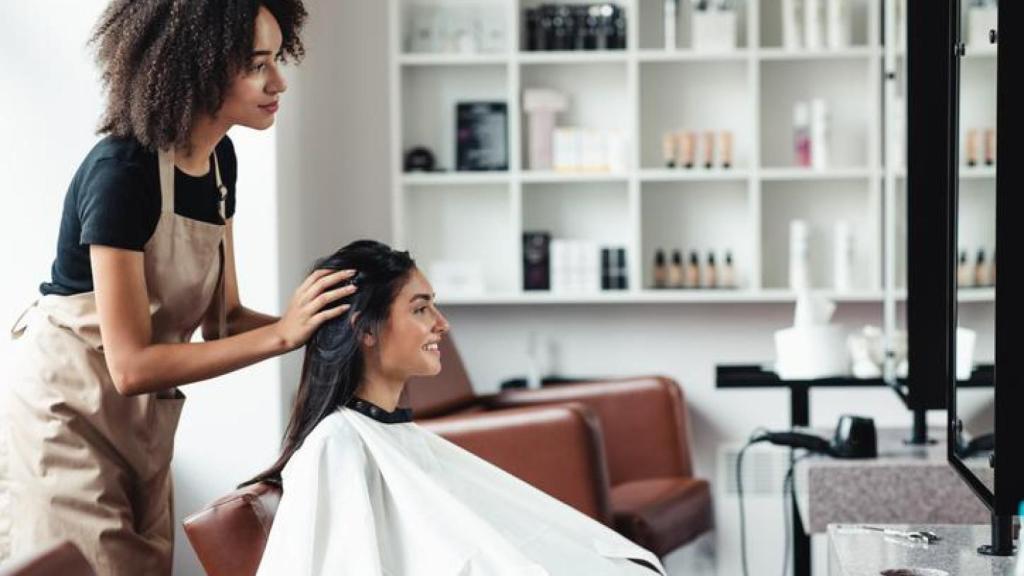 Mujer en la peluquería.