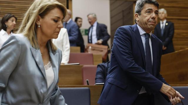 Mazón en la sesión de control de este jueves. Rober Solsona / EP