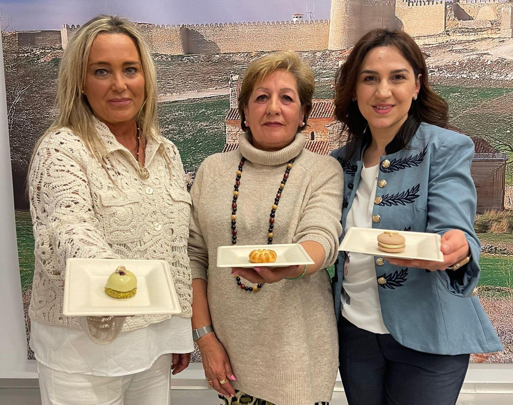 Las premiadas del concurso Dulcería 2025 con las elaboraciones ganadoras