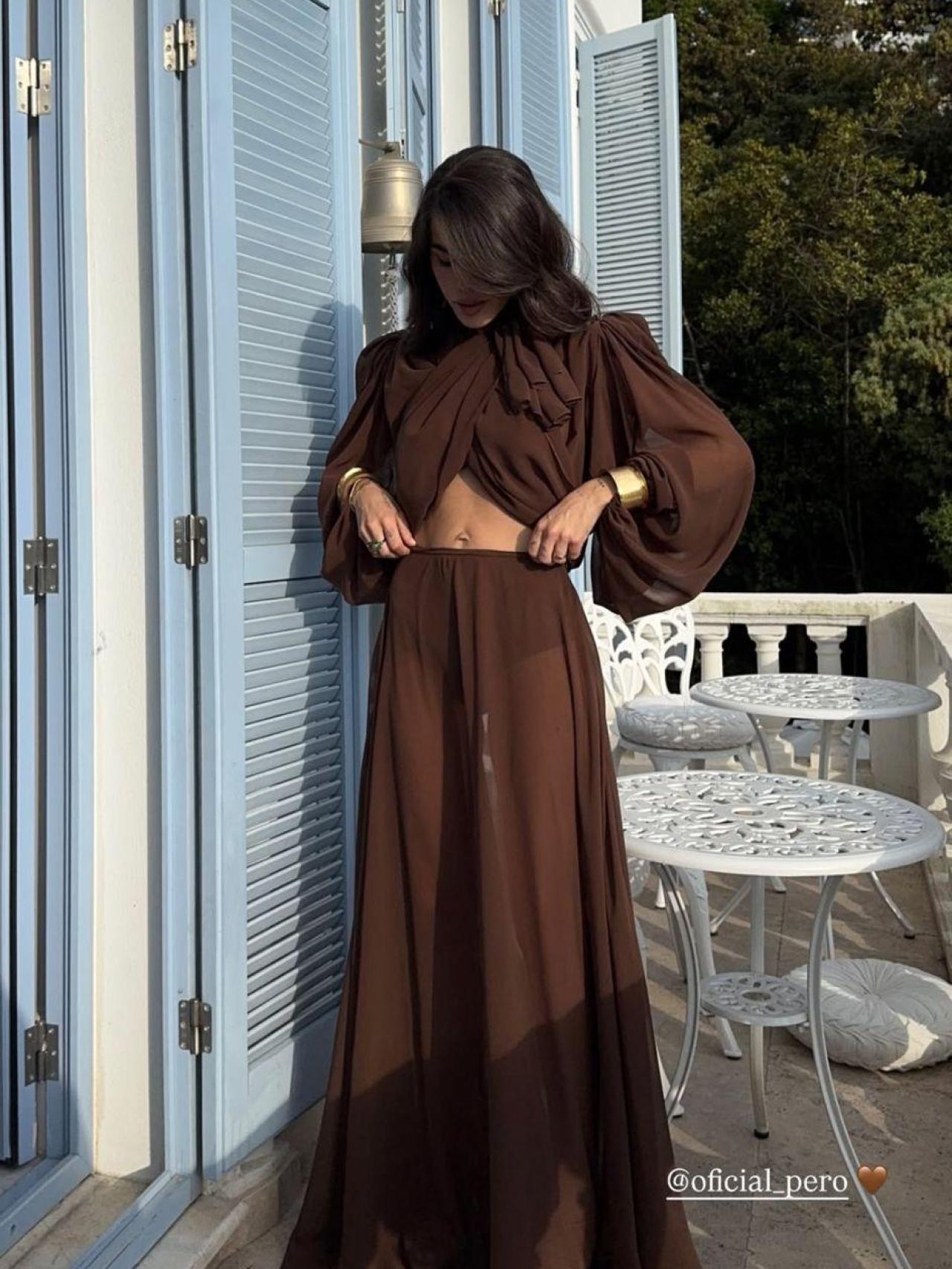 Violeta Mangriñán con look de Però.