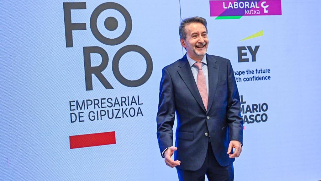 El consejero delegado de Repsol, Josu Jon Imaz, durante el XVIII Foro Empresarial de Gipuzkoa, en DV Gunea.