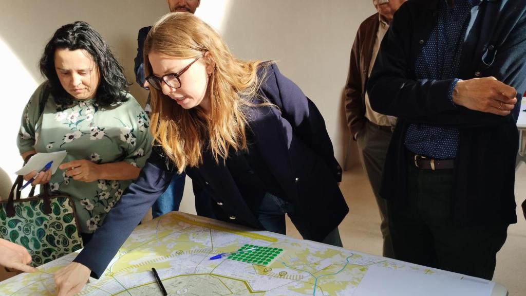 Uno de los talleres abiertos que se están realizando durante las consultas de Alicante.