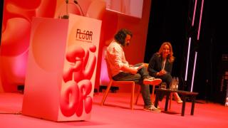 Marián Mouriño, entrevista por el periodista Manuel Jabois en el congreso de marketing Fluor