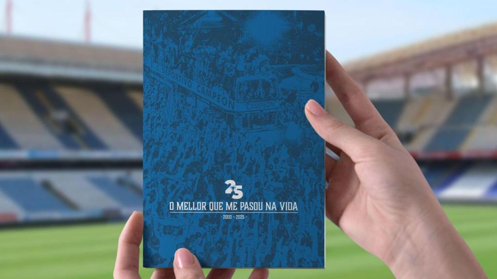 Portada del libro en Riazor.