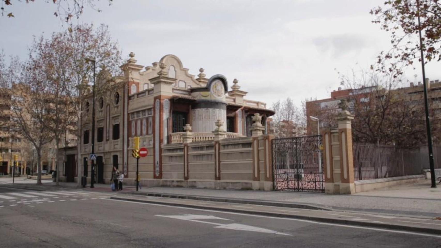 El precioso edificio que estuvo a punto de perderse en Zaragoza: es una  joya arquitectónica 