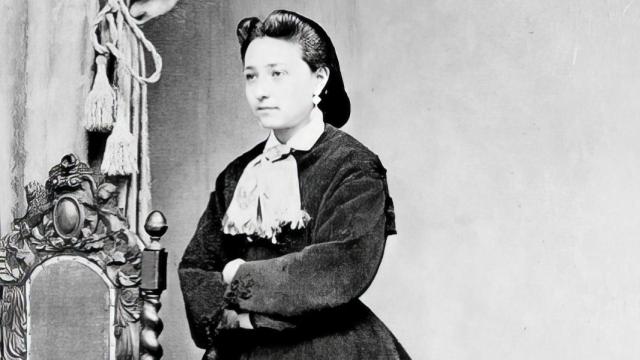 María Cardarelly. https://es.wikipedia.org