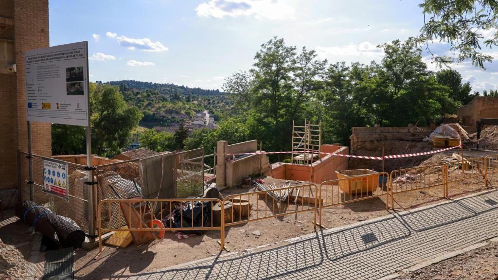 Obras en la Escuela de Artes. Foto: Javier Longobardo.