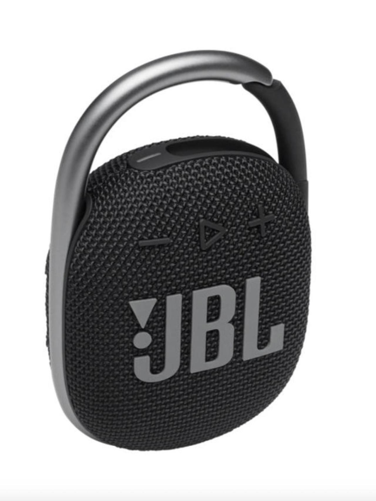 Esta bocina cuenta con una estructura impermeable.