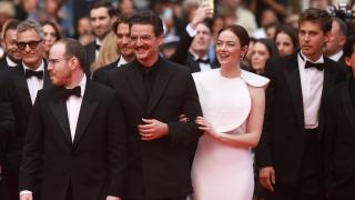 Austin Butler, Emma Stone, Pedro Pascal, Ari Aster en la premiere de 'Eddington'. Foto: EFE/EPA/CLEMENS BILAN