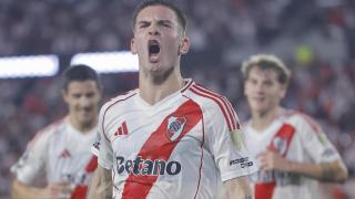 Franco Mastantuono celebra un gol con River Plate