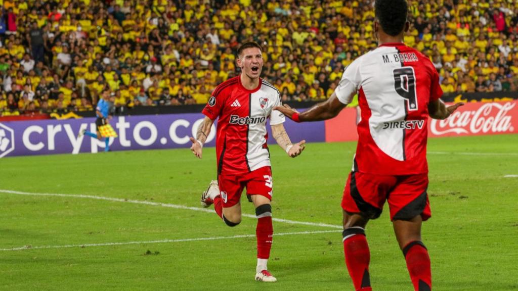 Franco Mastantuono celebra un gol en la Libertadores