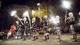 La Contradanza, Cetina.