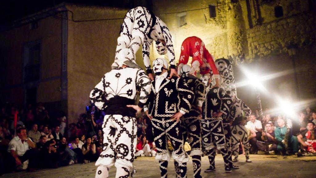 La Contradanza, Cetina.