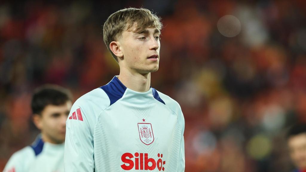 Dean Huijsen, con la Selección