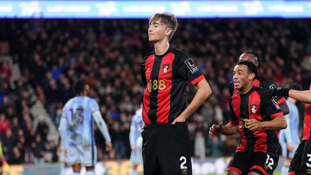 Dean Huijsen tras marcar un gol con el Bournemouth
