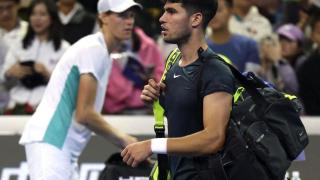 Carlos Alcaraz y Jannik Sinner tras enfrentarse en Miami 2023