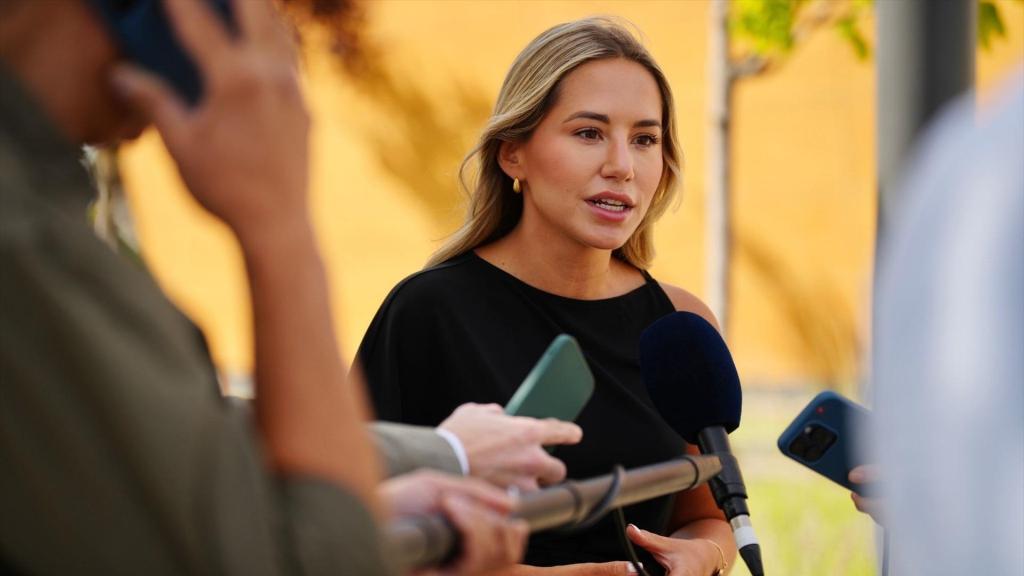 La vicesecretaria de Movilización y Reto Digital del PP, Noelia Núñez, hace declaraciones en Las Rozas.