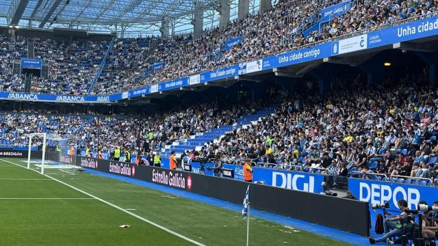 Riazor se queda mudo: Los Blues abandonan el estadio de A Coruña ante el Granada