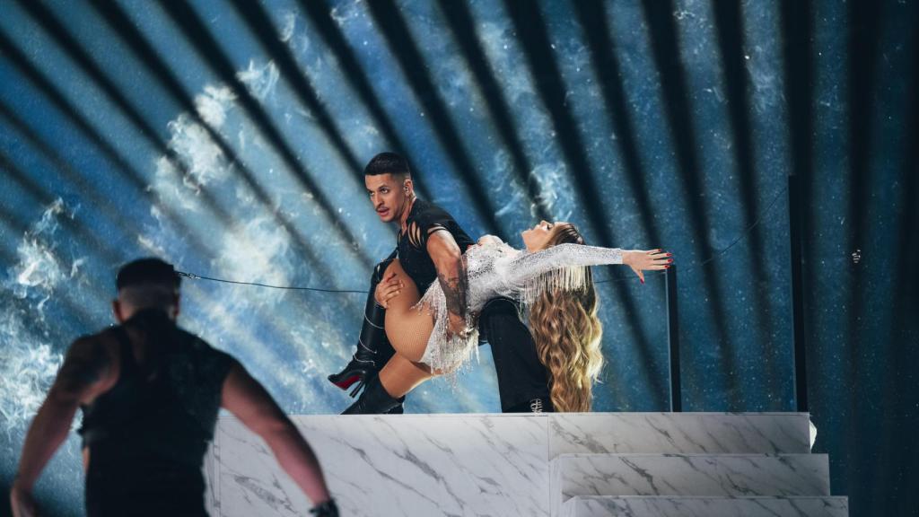 Melody durante su actuación.