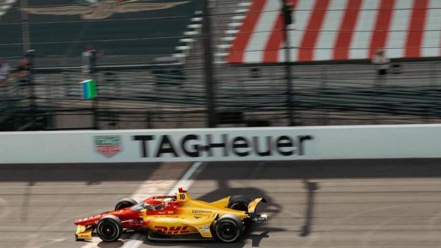 Álex Palou en el ensayo de la clasificación de las 500 Millas de Indianápolis.